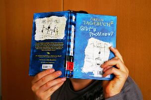 Sch�ler beim Lesen